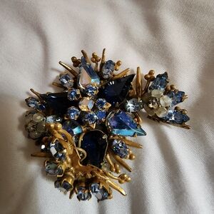 Vintage-Inspired Blue and Gold Crystal Brooch